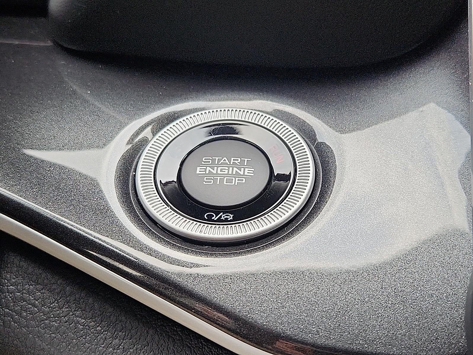 2023 Jeep Grand Cherokee Laredo 4x4