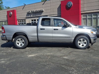 2024 RAM 1500 Big Horn Quad Cab 4x4 6'4" Box