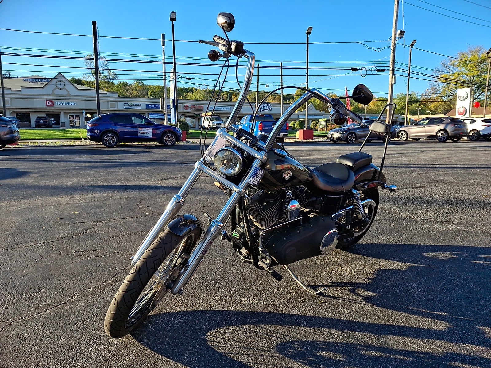2017 Harley-Davidson Dyna Wide Glide Base