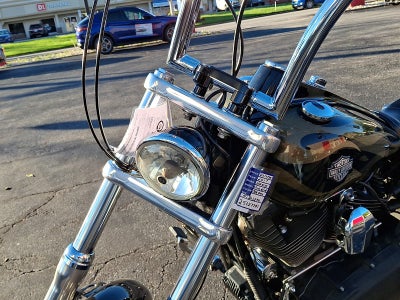 2017 Harley-Davidson Dyna Wide Glide Base