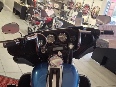 2011 Harley-Davidson Ultra Base