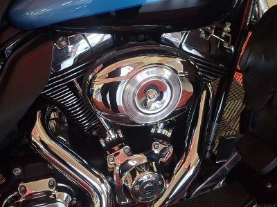 2011 Harley-Davidson Ultra Base