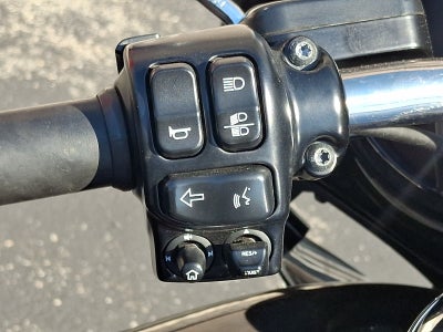2017 Harley-Davidson Ultra Limited Low Base