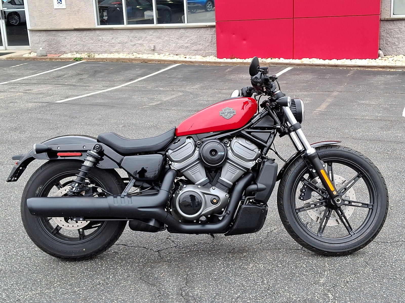 2023 Harley-Davidson RH 975 NIGHTSTER Base