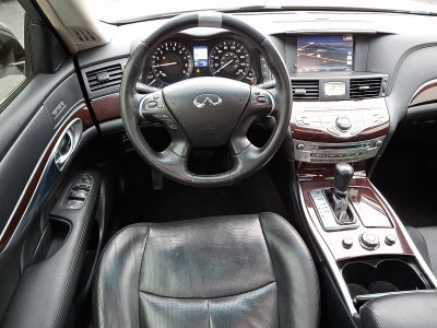 2016 INFINITI Q70 3.7X