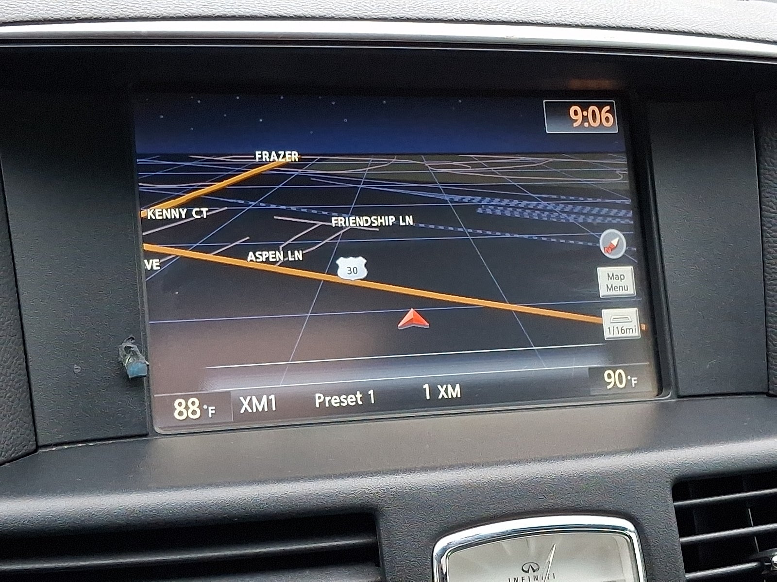 2016 INFINITI Q70 3.7X