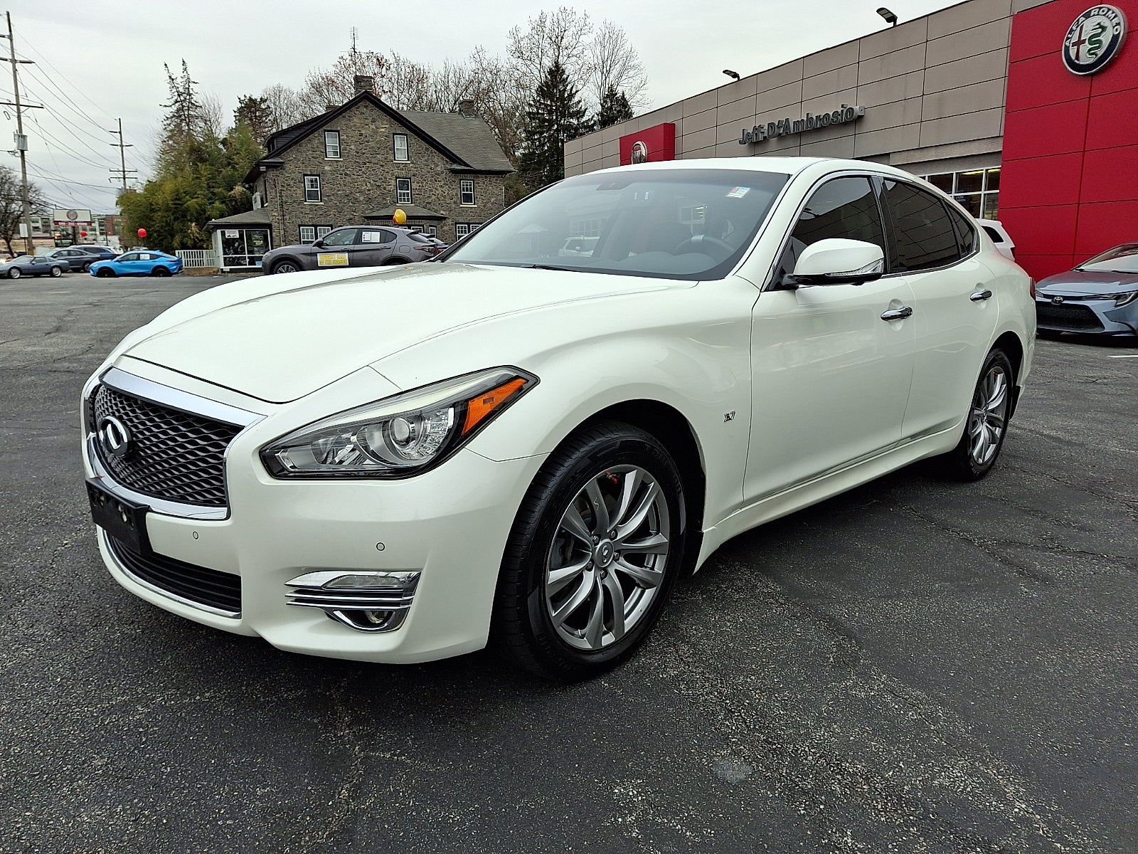 2016 INFINITI Q70 3.7X