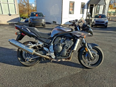 2004 Yamaha FZ 1 Base