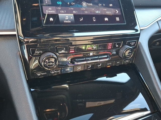 2023 Jeep Grand Cherokee Altitude X