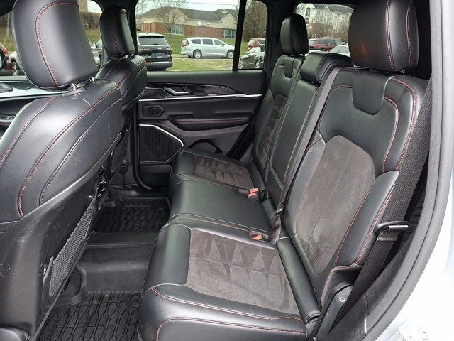 2022 Jeep Grand Cherokee Trailhawk