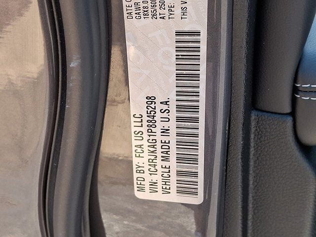 2023 Jeep Grand Cherokee L Laredo