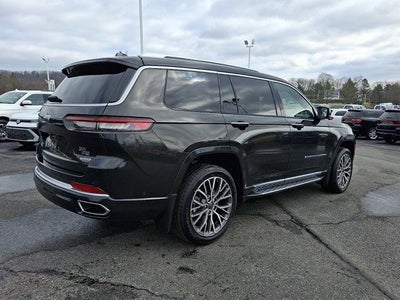 2023 Jeep Grand Cherokee L Summit