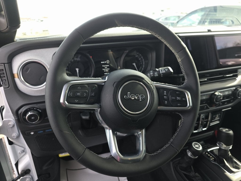 2025 Jeep Wrangler Sahara 4xe