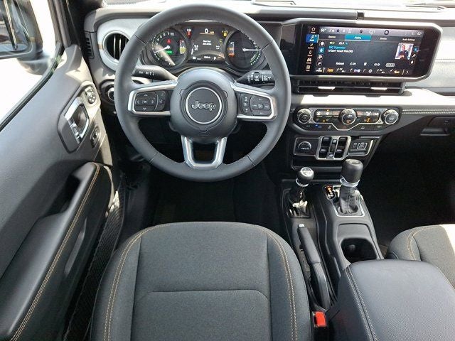2025 Jeep Wrangler Sahara 4xe