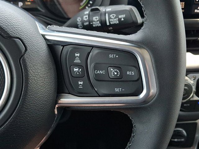 2025 Jeep Wrangler Sahara 4xe