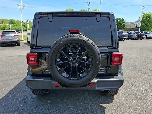 2025 Jeep Wrangler Sahara 4xe