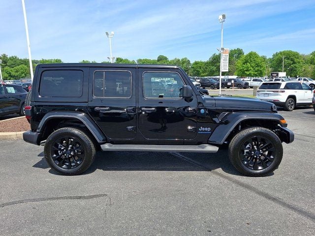 2025 Jeep Wrangler Sahara 4xe