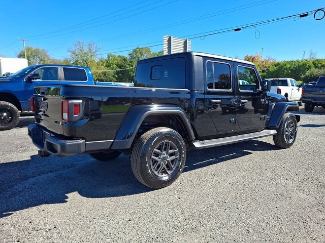2024 Jeep Gladiator Sport S