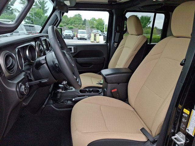 2023 Jeep Gladiator Sport S