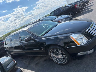 2009 Cadillac DTS Base