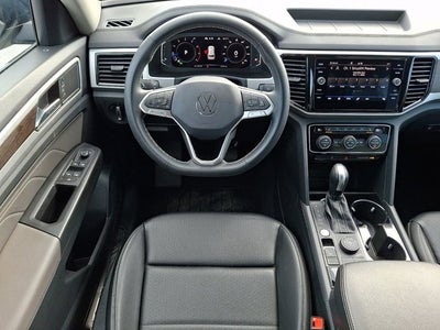 2022 Volkswagen Atlas 3.6L V6 SE w/Technology