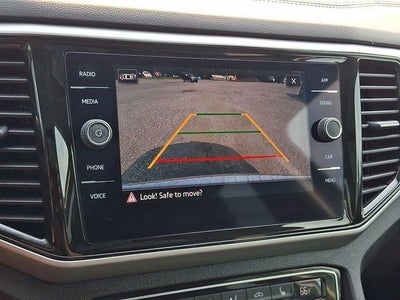 2022 Volkswagen Atlas 3.6L V6 SE w/Technology