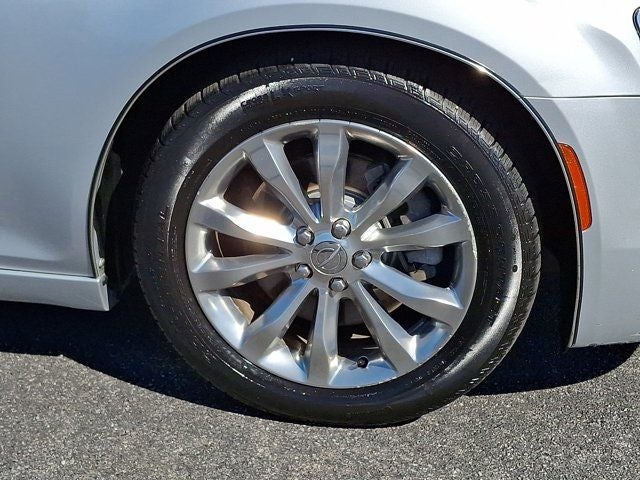 2019 Chrysler 300 Limited