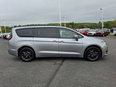 2019 Chrysler Pacifica Touring L Plus