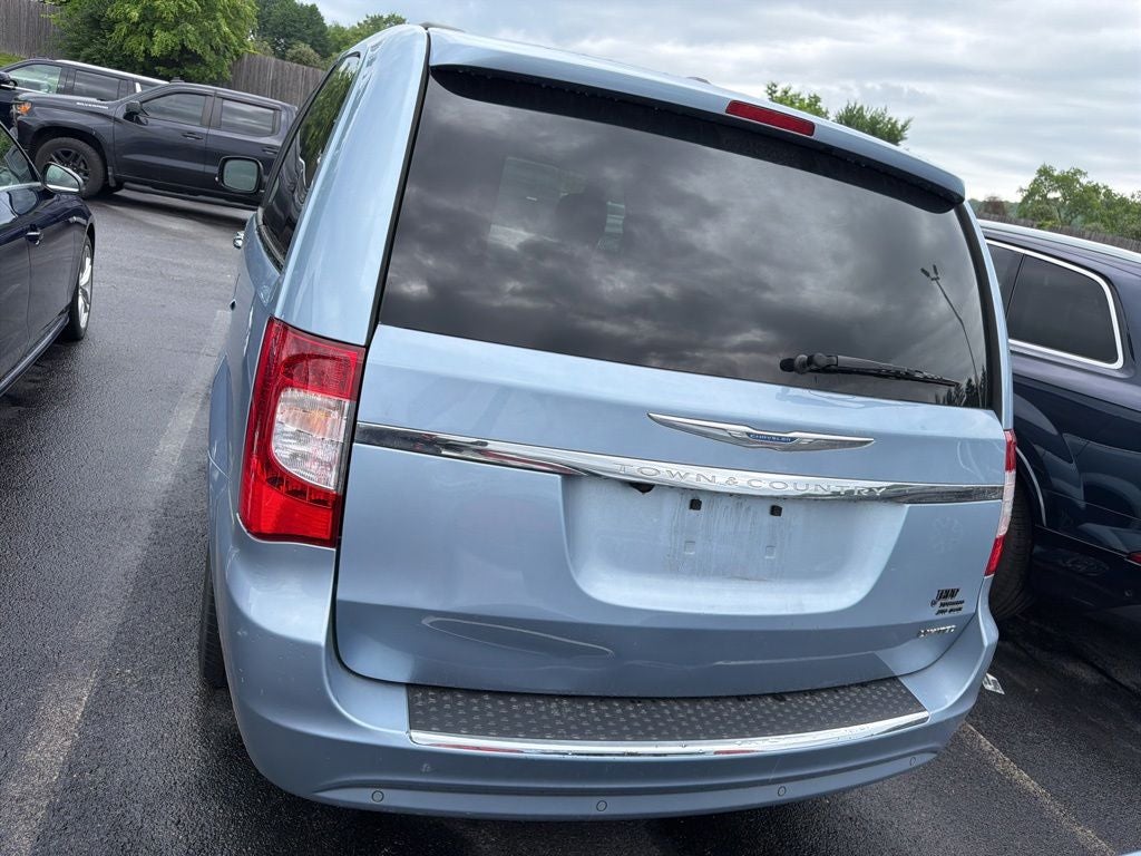 2012 Chrysler Town & Country Limited
