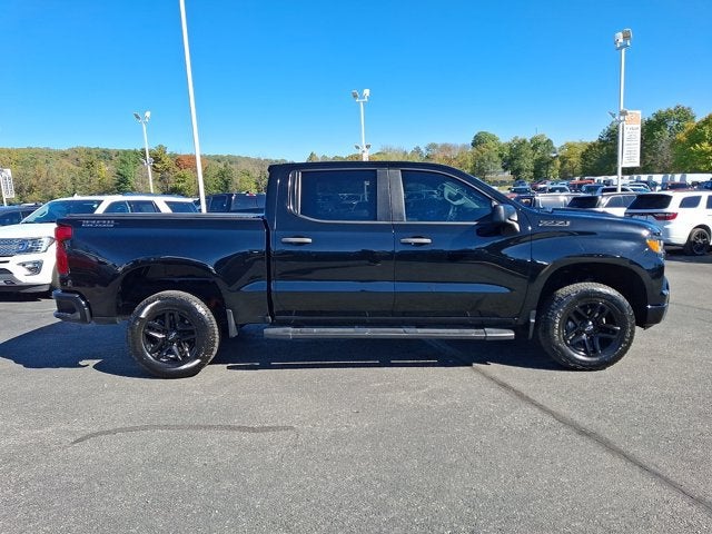 2022 Chevrolet Silverado 1500 Custom Trail Boss