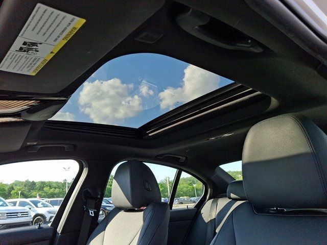 2019 BMW 3 Series 330i xDrive