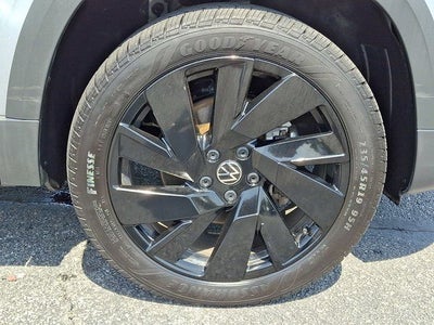 2024 Volkswagen Taos 1.5T SEL