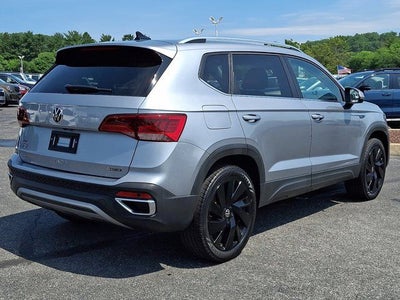 2024 Volkswagen Taos 1.5T SEL