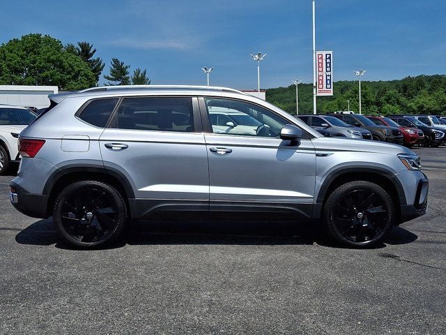 2024 Volkswagen Taos 1.5T SEL