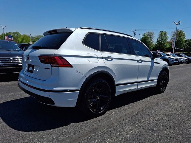 2024 Volkswagen Tiguan 2.0T SE R-Line Black