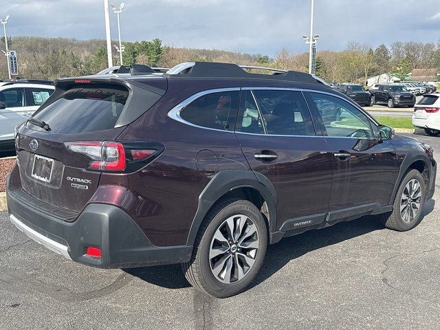 2023 Subaru Outback Touring