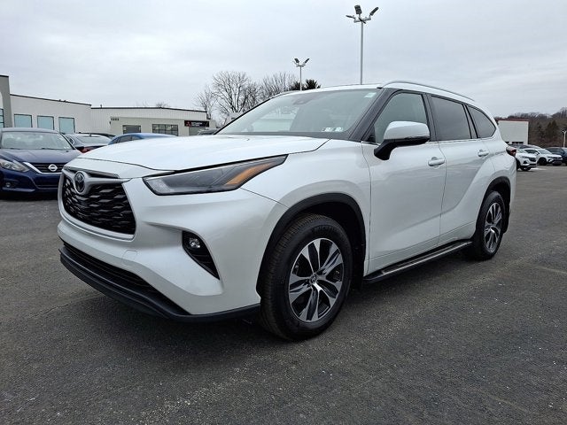 2024 Toyota Highlander XLE