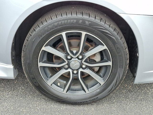 2015 Mitsubishi Lancer SE