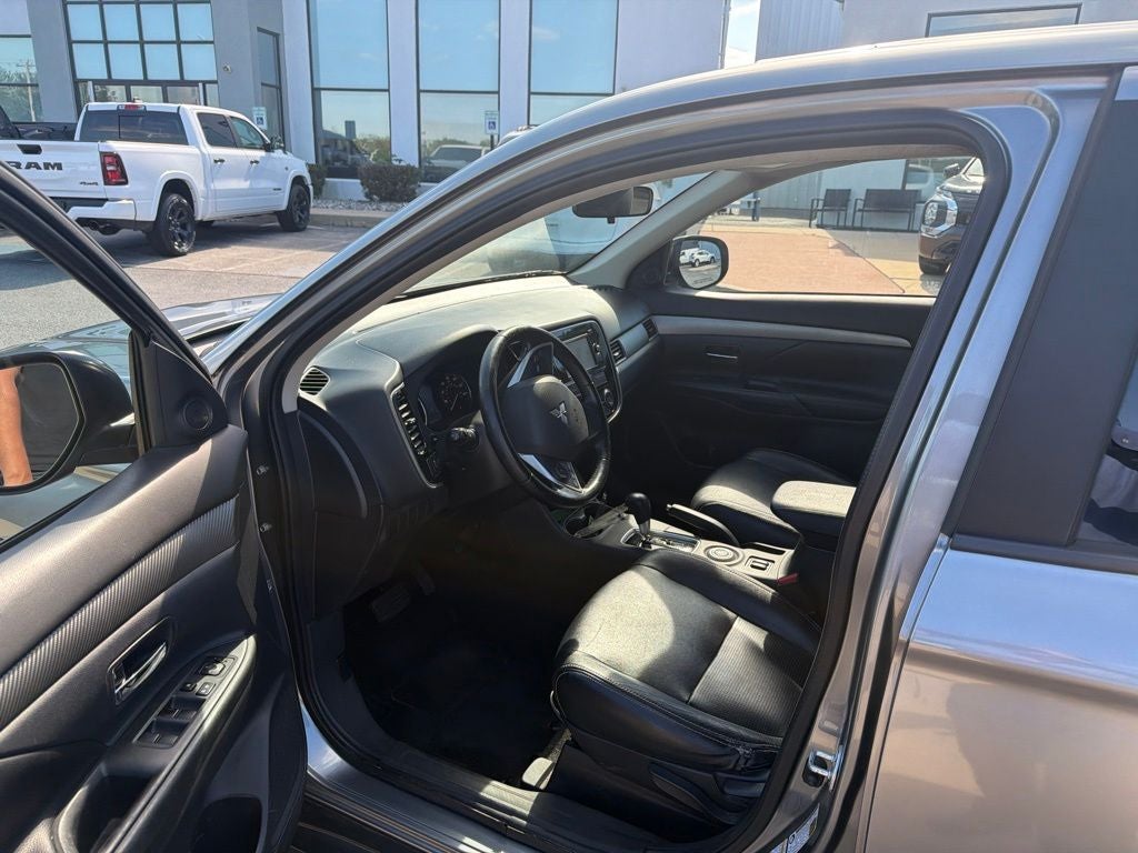2015 Mitsubishi Outlander SE