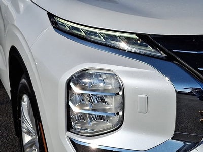 2022 Mitsubishi Outlander ES