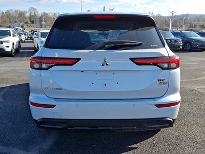 2022 Mitsubishi Outlander ES