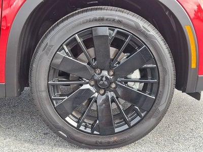 2026 Mitsubishi Outlander SE