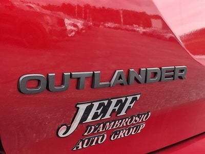 2026 Mitsubishi Outlander SE