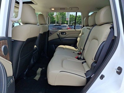 2023 INFINITI QX80 Premium Select
