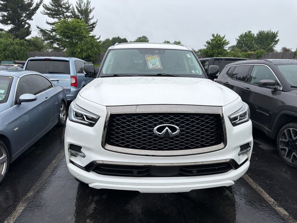2023 INFINITI QX80 Premium Select