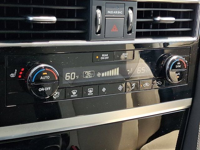 2023 INFINITI QX80 Premium Select