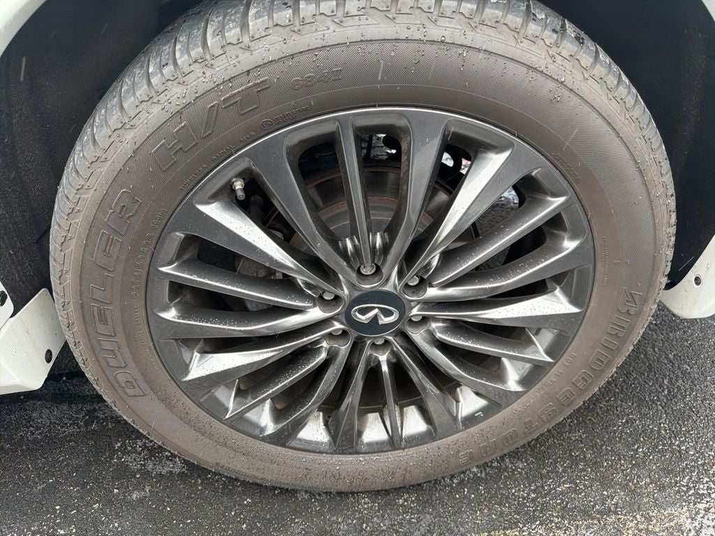 2023 INFINITI QX80 Premium Select