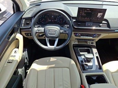 2023 Audi Q5 45 S line Premium quattro