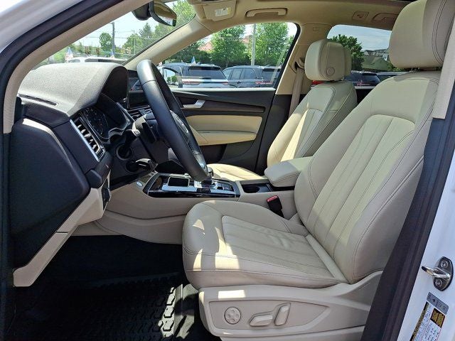 2023 Audi Q5 45 S line Premium quattro