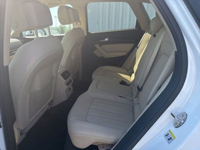 2023 Audi Q5 45 S line Premium quattro